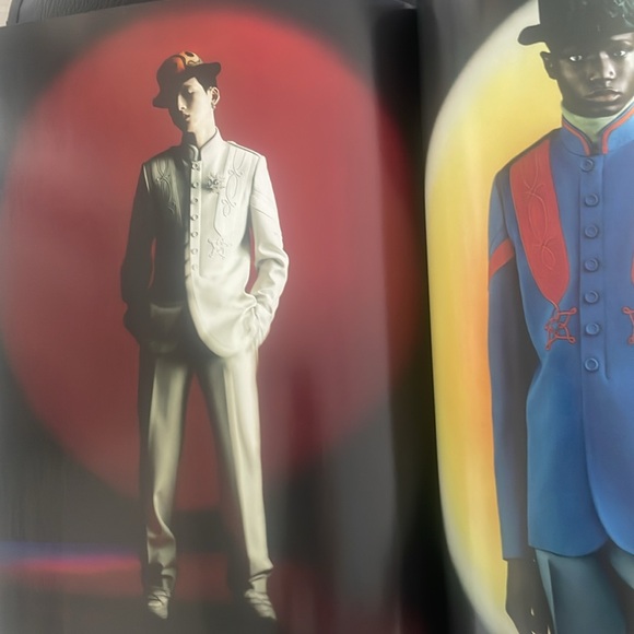 Rare Dior Magazine #35 'Behind The Mirror' Autumn 2021 Not Publicly Available - Picture 13 of 17